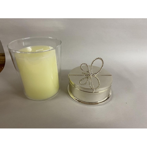 22 - wedgwood Vera Wang 'Love Knot' Candle Holder/Trinket Box