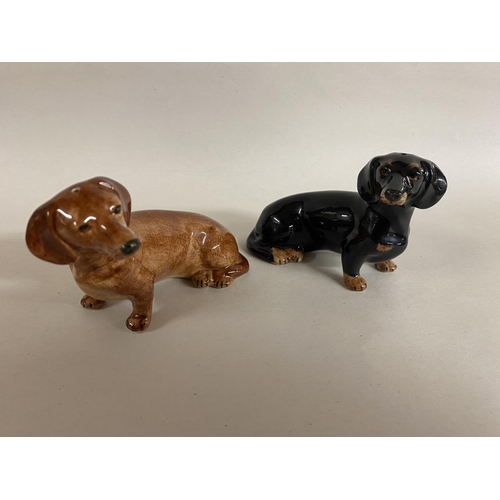 25 - Quail Dachshund Salt & Pepper