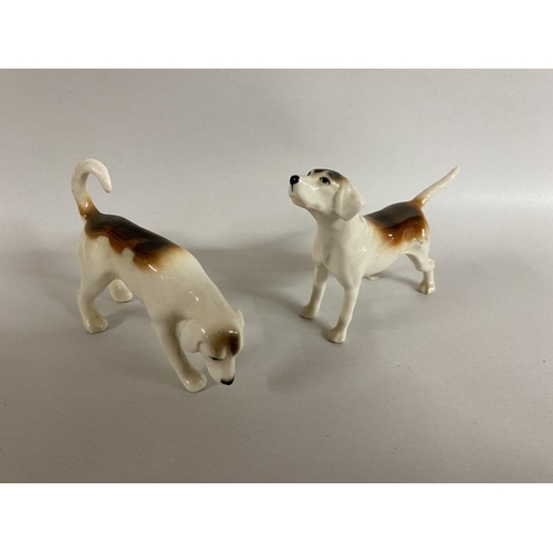 35 - 2 x Beswick Hunting Dogs