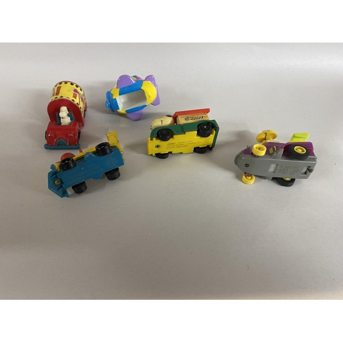 118 - 5 x Playworn Snoopy Vehicles