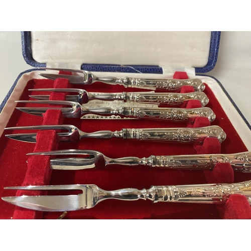 100 - Set of 6 Hallmarked Silver Handled Pastry Forks - Sheffield 1973