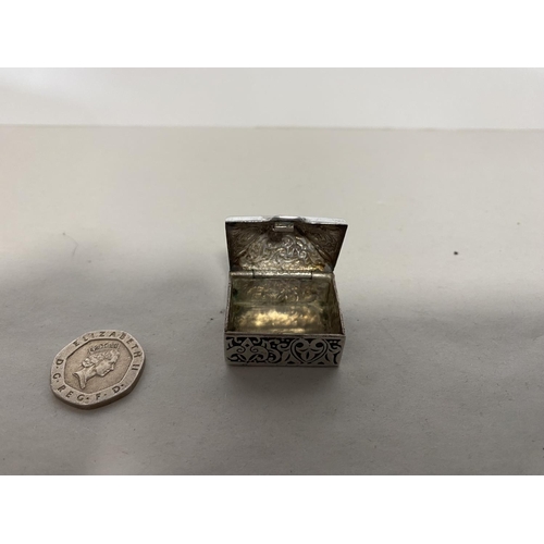 262 - White Metal Pill Box