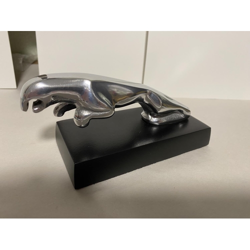 143 - Jaguar Style Bonnet Paperweight