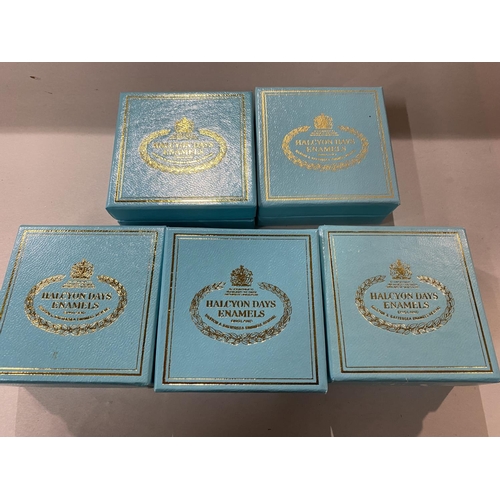 129 - Halcyon Days Enamel Lidded Pots for Prince Williams Birthdays 1983-1987 (5), Boxed