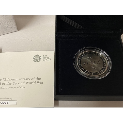 112 - Royal Mint £5 Silver Proof Coin - 75th Anniversary of End of War with Box & Certificate