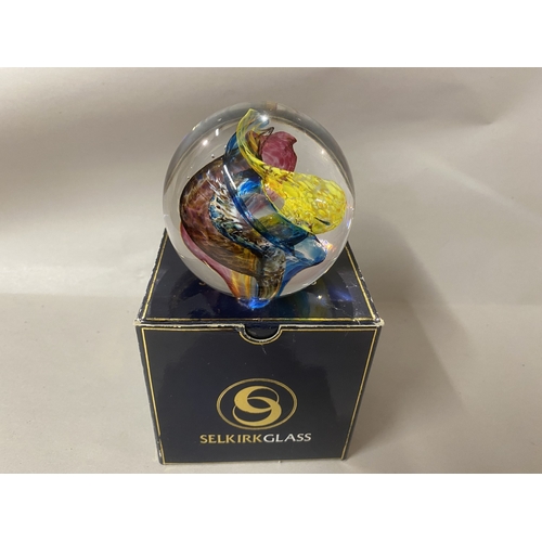 Lot 52        