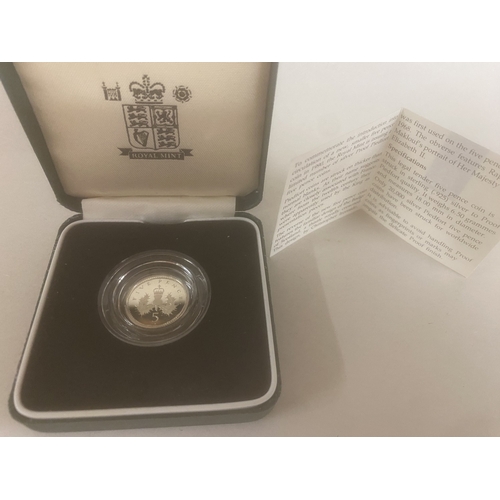 128 - 1990 Silver Piedfort 5p Five Pence Coin - Box/Cert