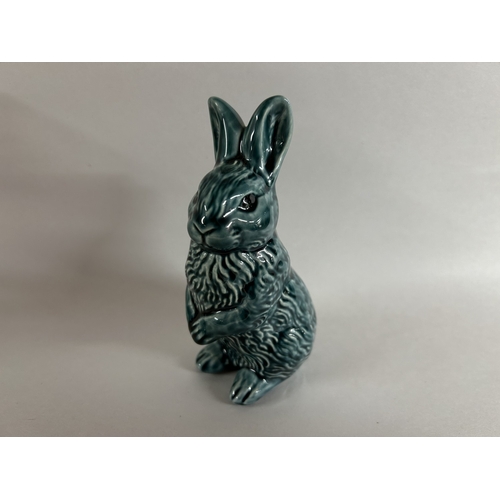 137 - Poole Pottery Rabbit, 5