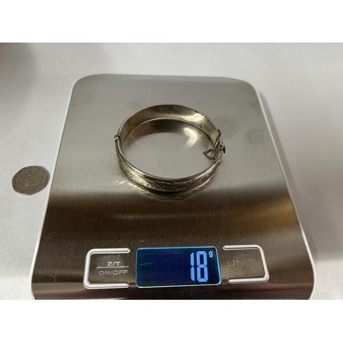 10 - Hallmarked Silver Bangle - London 1973 - 18g Weight