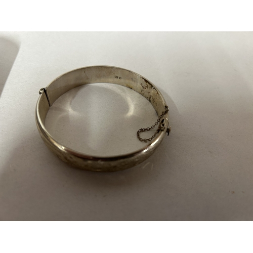10 - Hallmarked Silver Bangle - London 1973 - 18g Weight