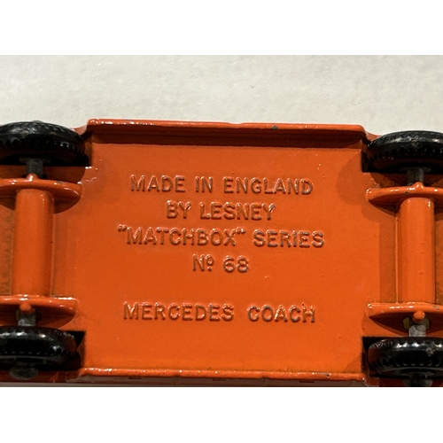 165 - Matchbox #68 - Mercedes Coach