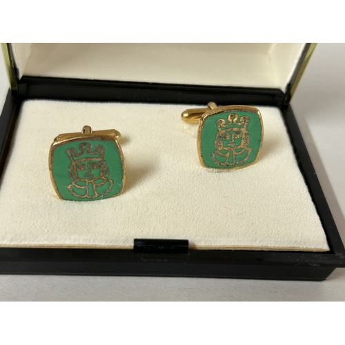 18 - Green King Cufflinks
