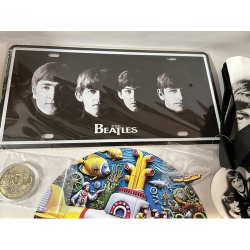 49 - 6 x Beatles Items - Signs, Badges, Bag, Coin