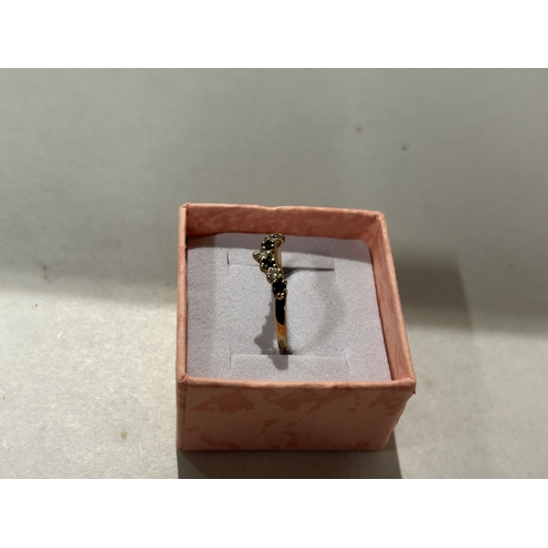 129 - 9ct Gold 7-Stone Wishbone Ring - Size M