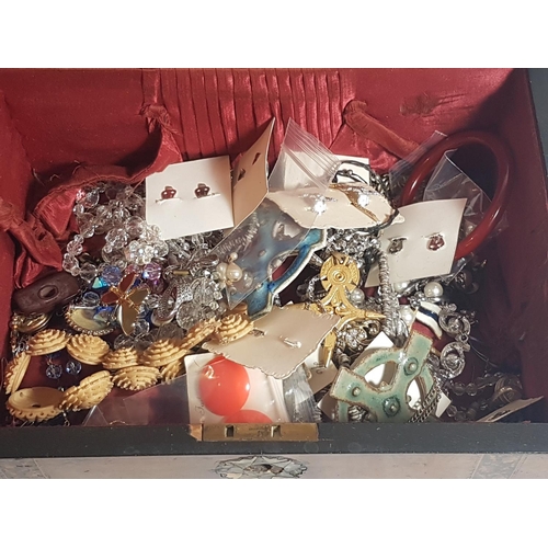 41 - Jewellery box and contents