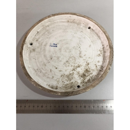 201 - Rye potter wall plaque - White Cliff