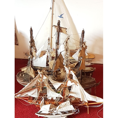 263 - 5 model boats including a pond yacht