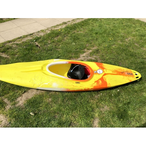 347 - YELLOW AND ORANGE LITE TG245 KAYAK