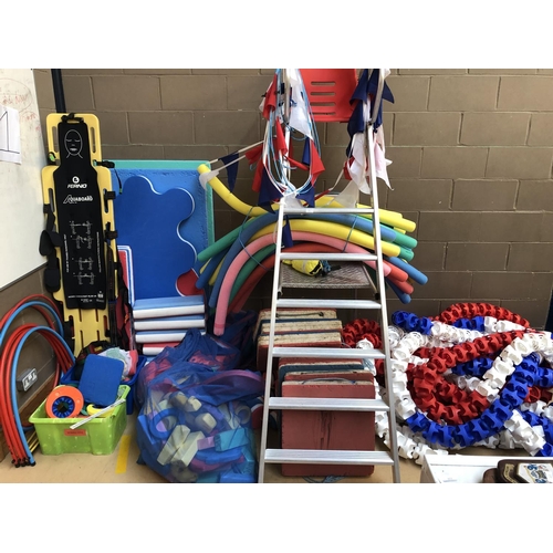 63 - VERY LARGE QUANTITY OF SWIMMING POOL ACCESSORIES, INCLUDING LIFE GUARD SEAT, FLOATS, LANE DIVIDERS E... 