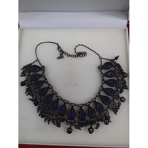 466 - Unusual stone set necklace