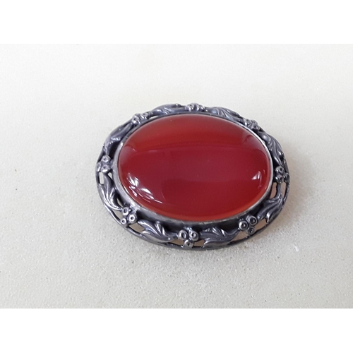 470 - Silver and cornelian brooch