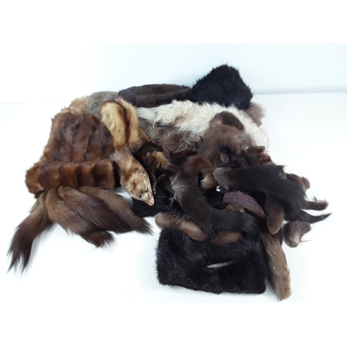 80 - Box of various fur collars etc