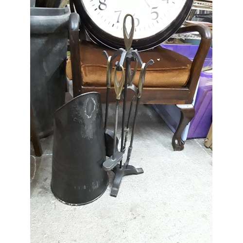 233 - Coal scuttle and companion set
