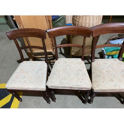 35 - 8 ANTIQUE MAHOGANY DINGING CHAIRS WITH FLUTED LEGS