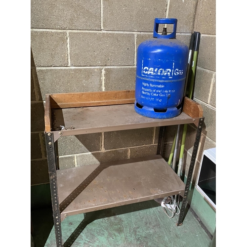 9 - METAL SHELF UNIT, GARDEN TOOLS AND PARTLY FULL CALOR BOTTLE