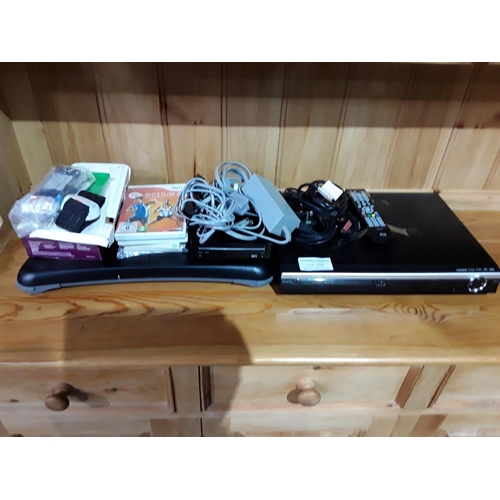 158 - WII FIT , DVD PLAYER ETC