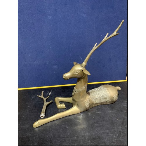 1056 - LARGE BRASS DEER AF