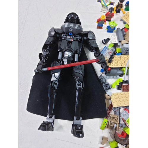 193 - Star Wars lego figure and qty of lego