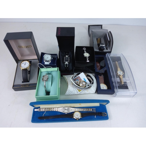 769 - Qty of boxed watches