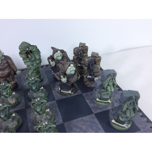 539 - Unusual gargoyles and monster chess set