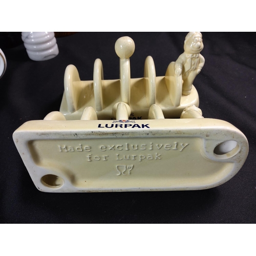 182 - China and planters