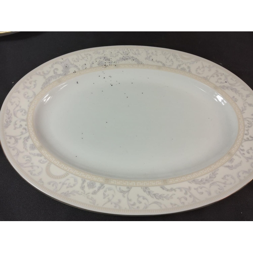 183 - Qty of various plates