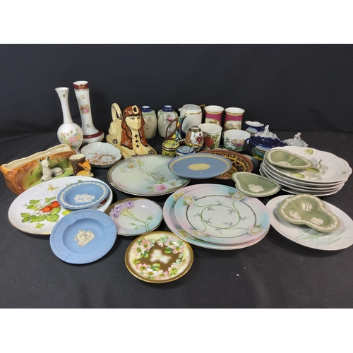 185 - Basket of chinaware