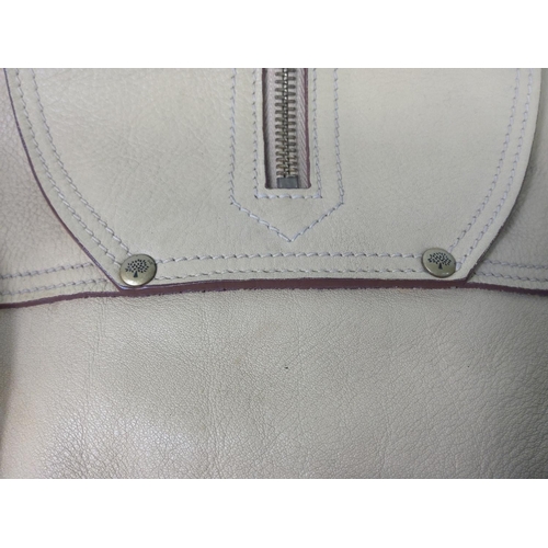 63 - Ladies bag marked Mulberry