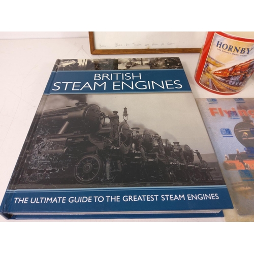 198 - Railway collectables