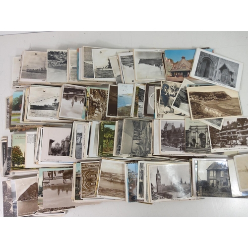 206 - Qty of postcards