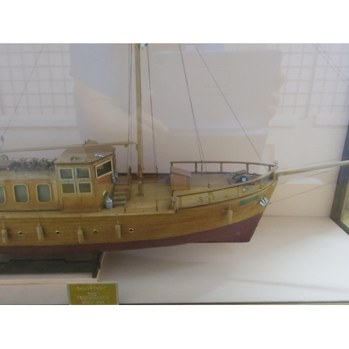 99 - Large cased boat, case size is 86cms x 59cms x 27cms