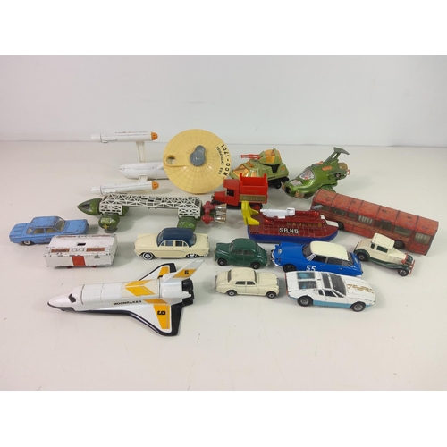 246 - Toys and models