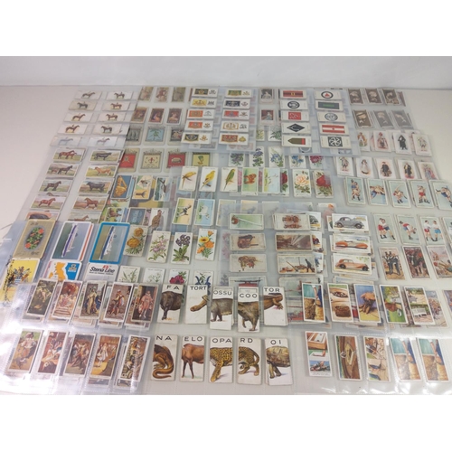 125 - Qty of various collectors cards