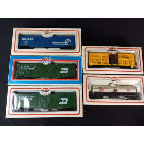 15 - Boxed model railway rolling stock