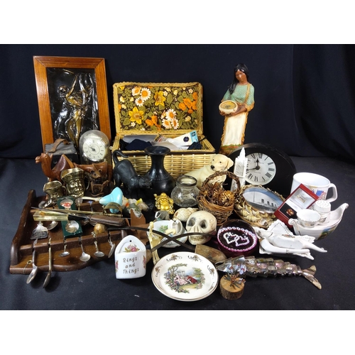 26 - Large qty of sundries, collectors spoons etc