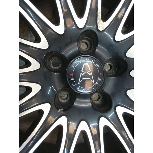 235 - Set of 4 18 inch Wolf Race alloy wheels with tyres