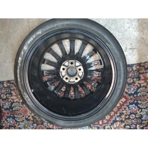 235 - Set of 4 18 inch Wolf Race alloy wheels with tyres