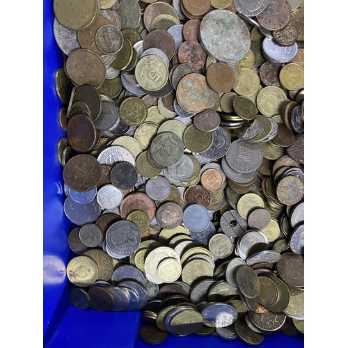 236 - Large quantity of mixed coins approx 7.2kg