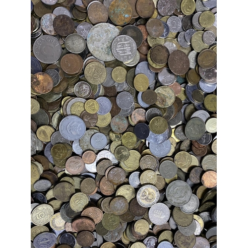 236 - Large quantity of mixed coins approx 7.2kg