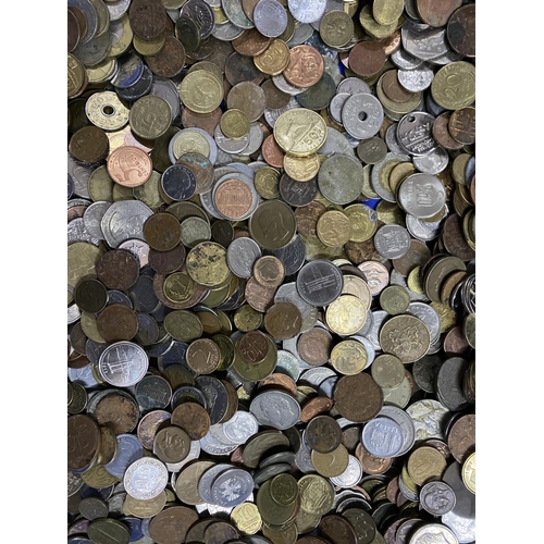 237 - Large quantity of mixed coins approx 7.2kg